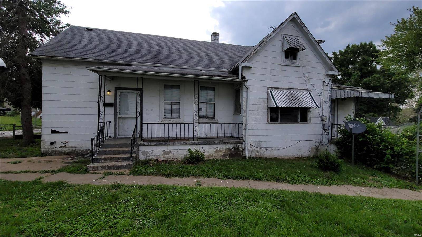 943 Elias AVE,  St Louis,  MO 63147