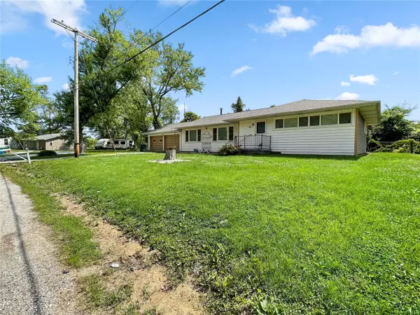 Belleville, IL 62223,24 Cascade DR