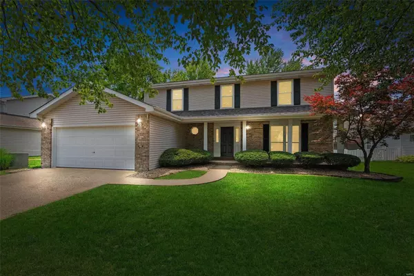 2812 La Brea DR, St Charles, MO 63303