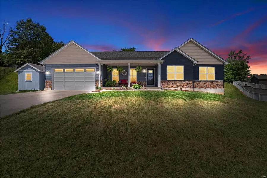 1023 Comiskey CT, Warrenton, MO 63383