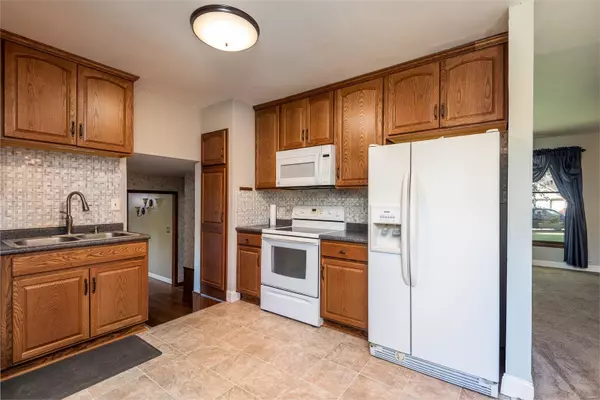Troy, IL 62294,8439 Steelcrest