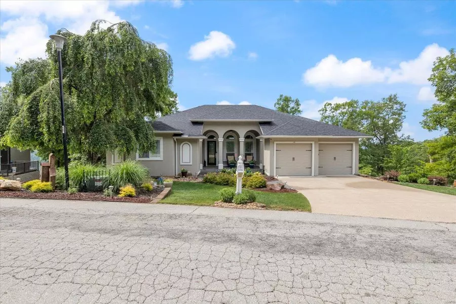 149 Spyglass CIR, Camdenton, MO 65020