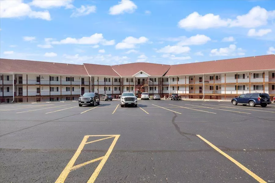 708 Clearwater DR #1C, Camdenton, MO 65020