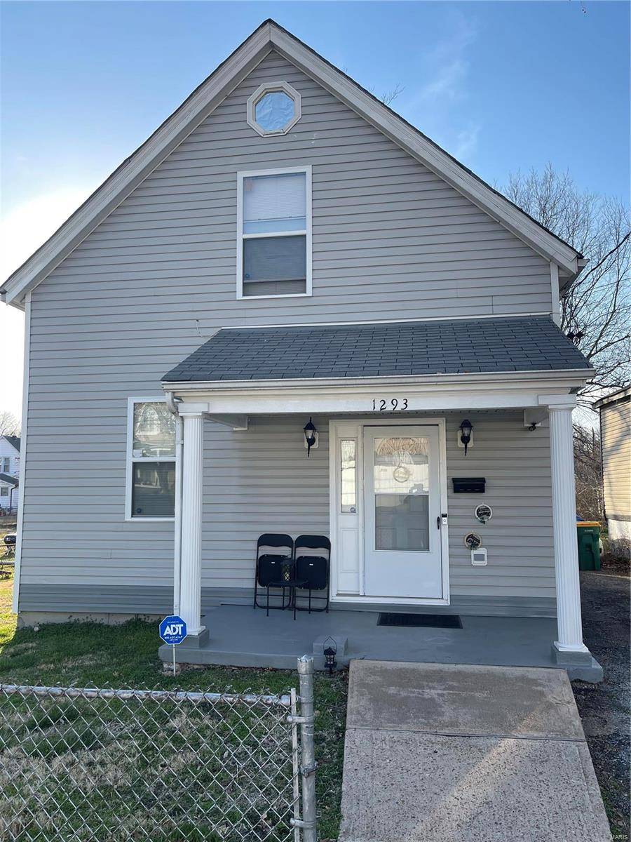 1293 Purcell AVE, St Louis, MO 63133