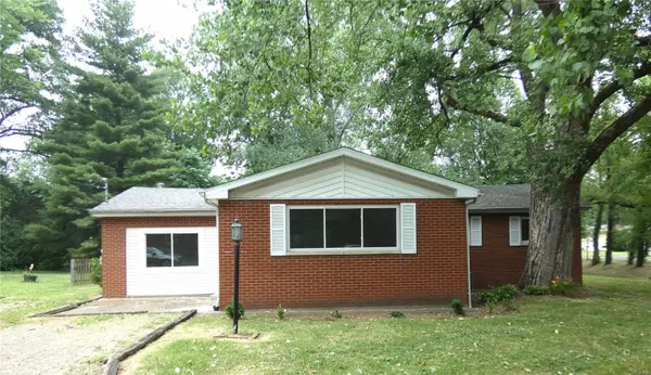 1745 Alexander ST, Belleville, IL 62226
