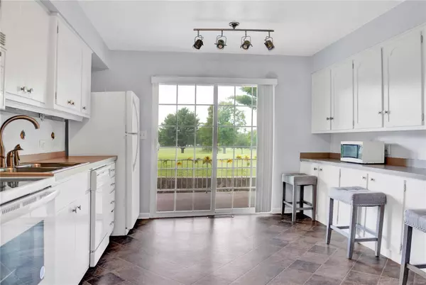 Belleville, IL 62223,7500 Claymont CT #1