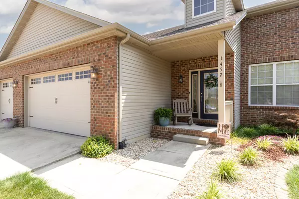 Troy, IL 62294,1452 Dale DR