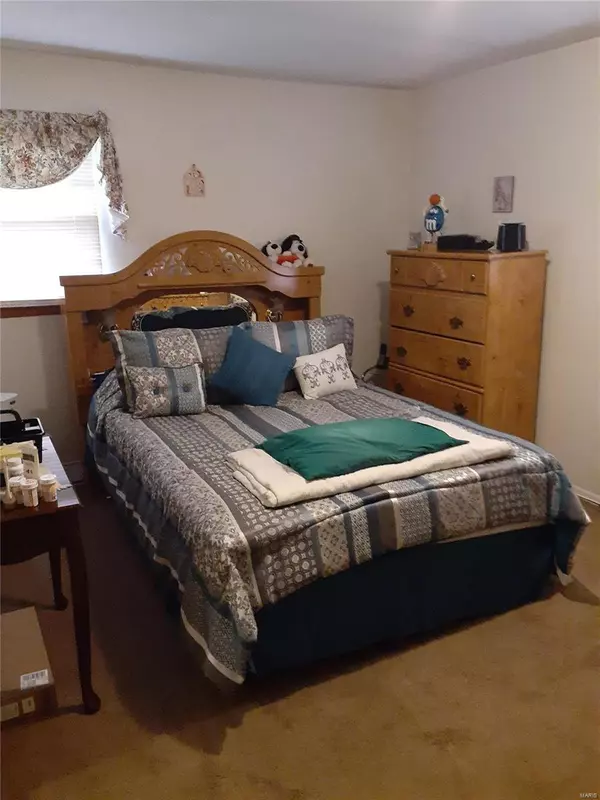 Belleville, IL 62221,Address not disclosed