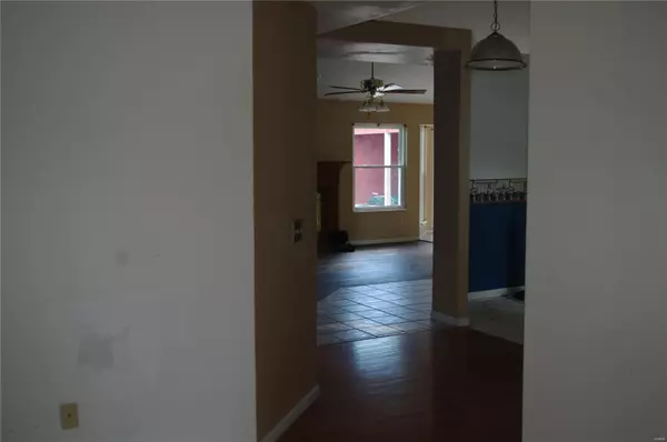 Belleville, IL 62226,4220 Woodfield PL