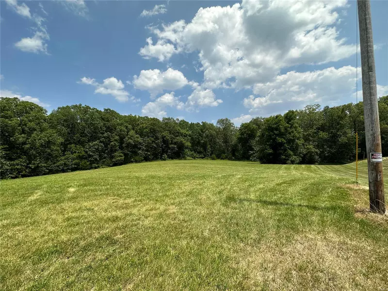 197 Gladshire LN, Warrenton, MO 63383