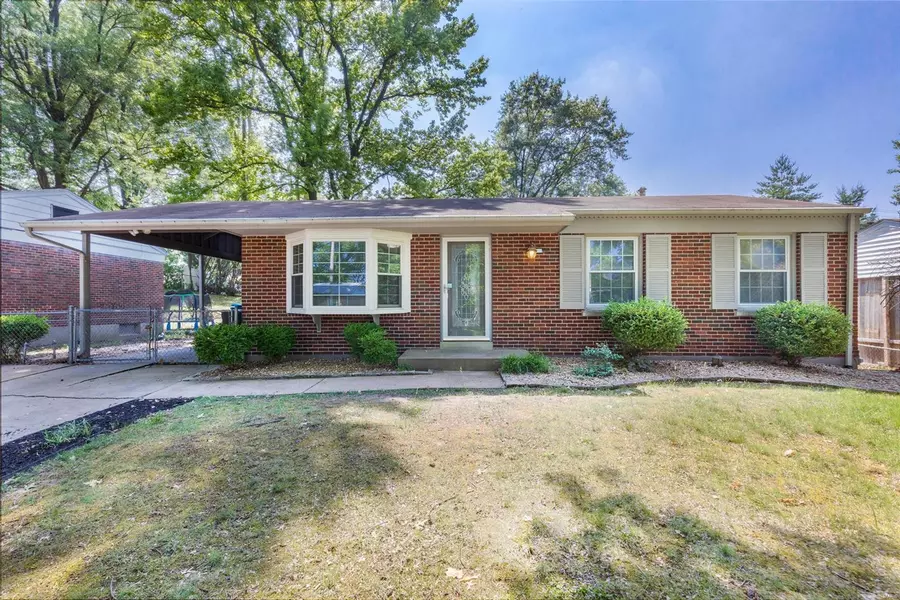 10721 Alliance DR, Dellwood, MO 63136