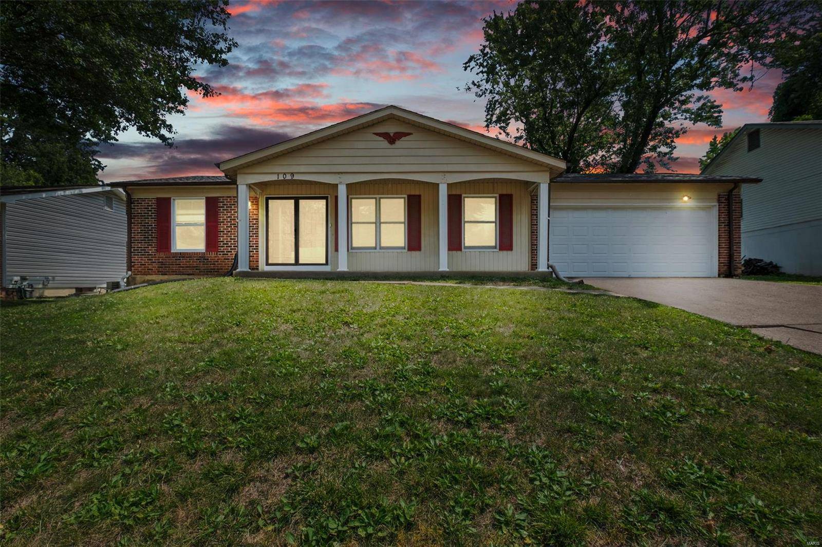 St Peters, MO 63376,109 Burning Leaf DR