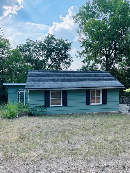 2071 WELCH DR, Hermann, MO 65041