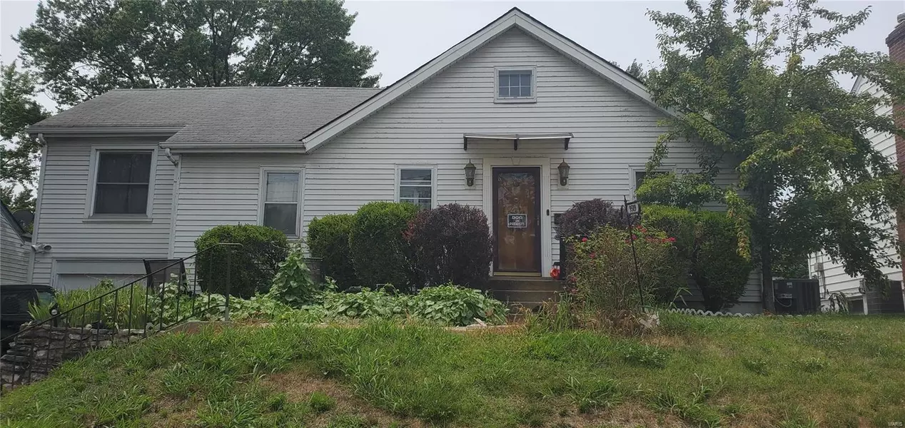 9509 Mackenzie RD, Affton, MO 63123