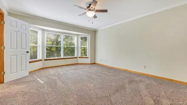 Warrenton, MO 63383,26328 Falling Leaf DR