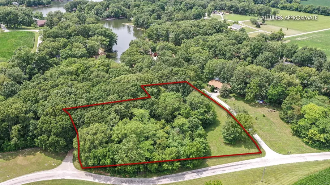 0 Running Deer LN, Carlinville, IL 62685