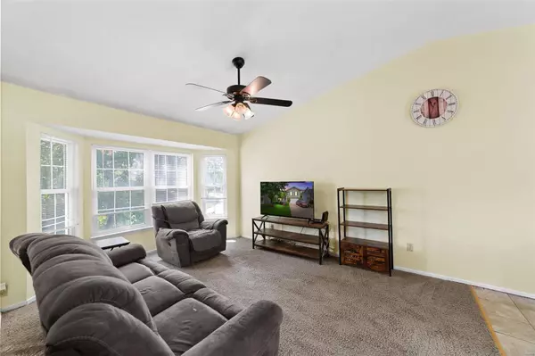 St Peters, MO 63376,794 Estes Park DR