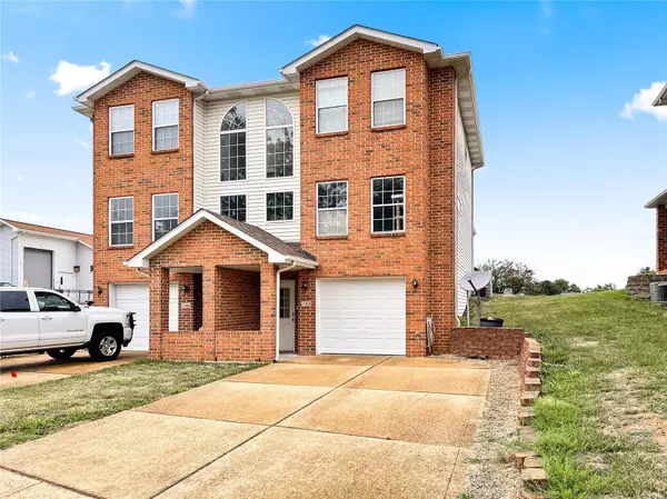 108 Empson DR, Valmeyer, IL 62295