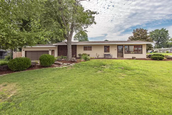 8316 Hildesheim AVE, St Louis, MO 63123