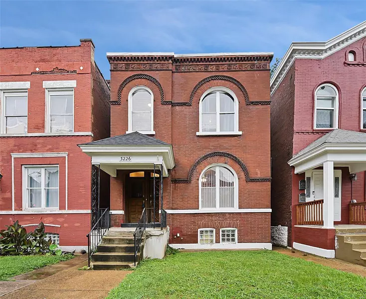 3226 California AVE, St Louis, MO 63118