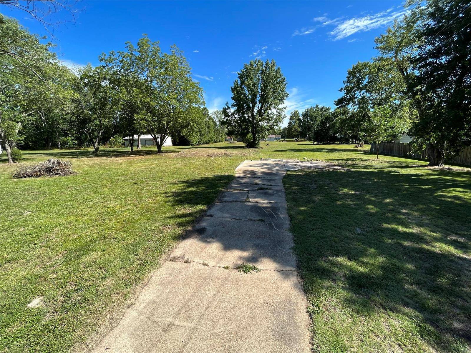 148 Inman DR, Poplar Bluff, MO 63901
