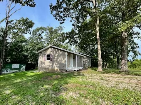 Warrenton, MO 63383,22660 W Veterans Memorial Pkwy