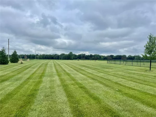 Moro, IL 62067,7728 Cooper RD