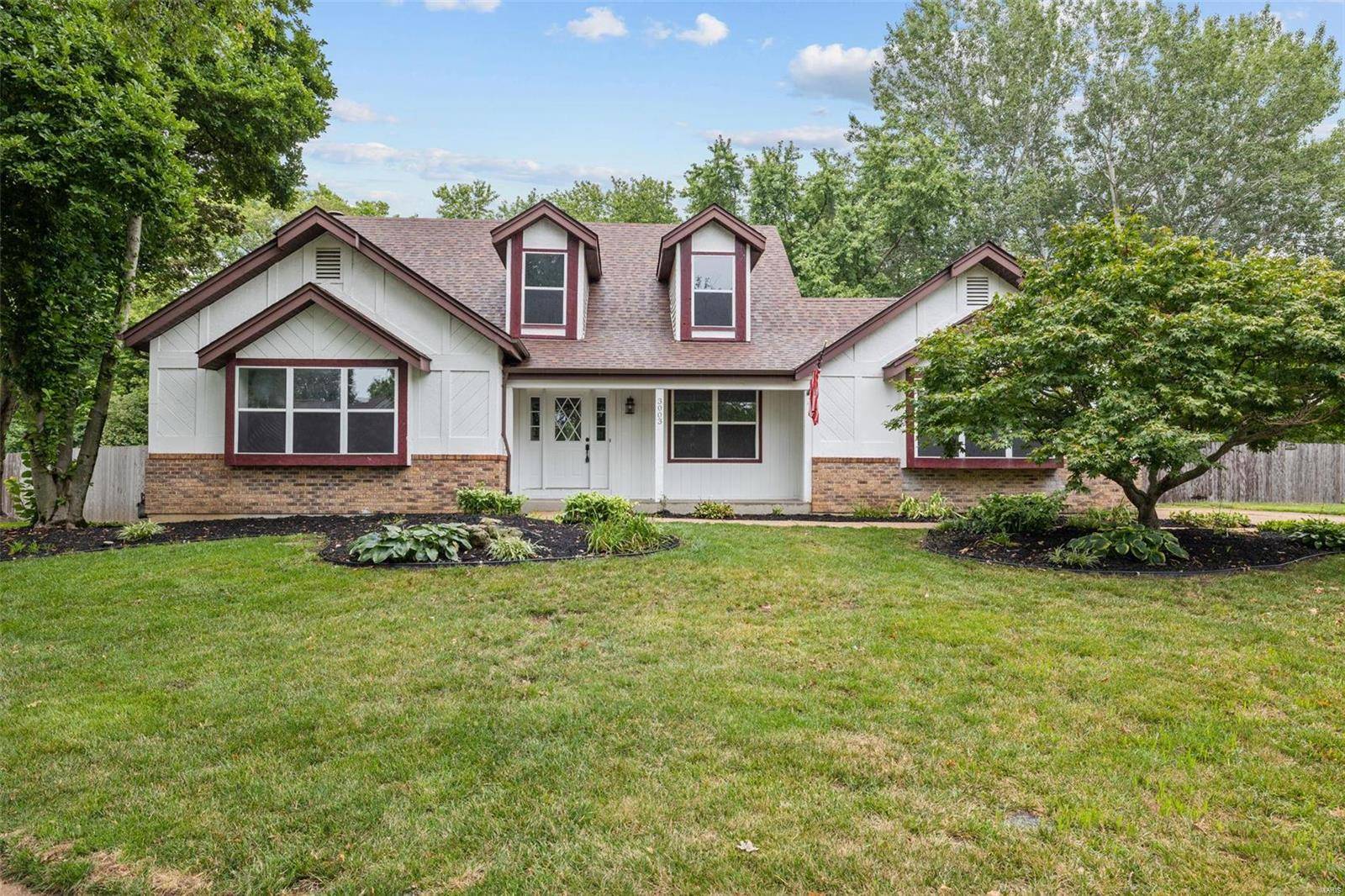 3003 Moon Flower CT, Florissant, MO 63031