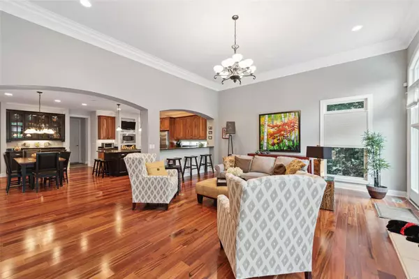 Ballwin, MO 63011,720 Clayton Corners DR