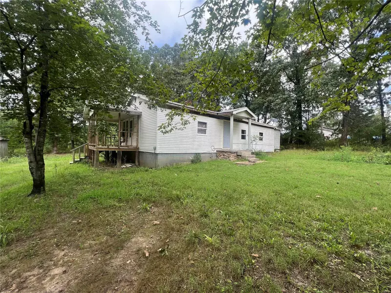 633 Carter 239, Ellsinore, MO 63937
