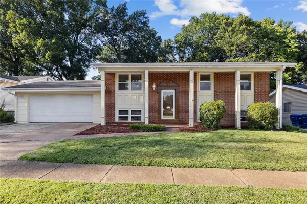 Fenton, MO 63026,1242 Greenmar DR