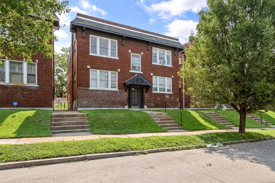 3246 S Compton Ave, St Louis, MO 63118