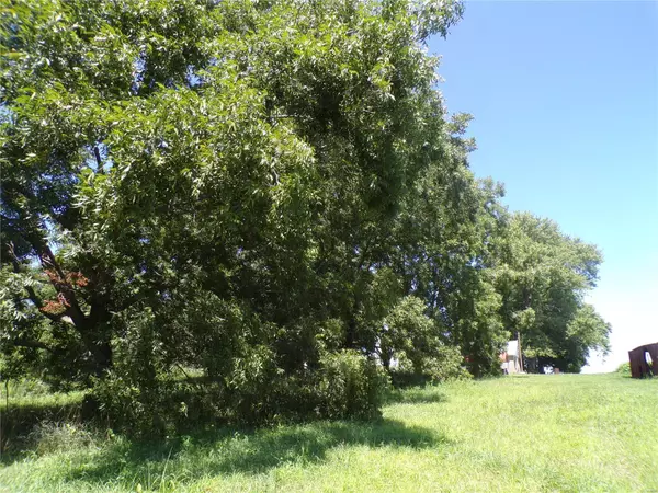 Chesterfield, IL 62630,17454 Sullivan RD