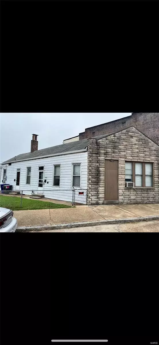 St Louis, MO 63111,7912 Ivory AVE