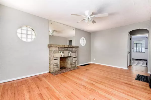 St Louis, MO 63125,726 Dallas DR