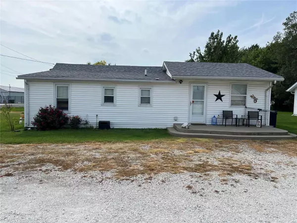 Jerseyville, IL 62052,103 Walton Ave