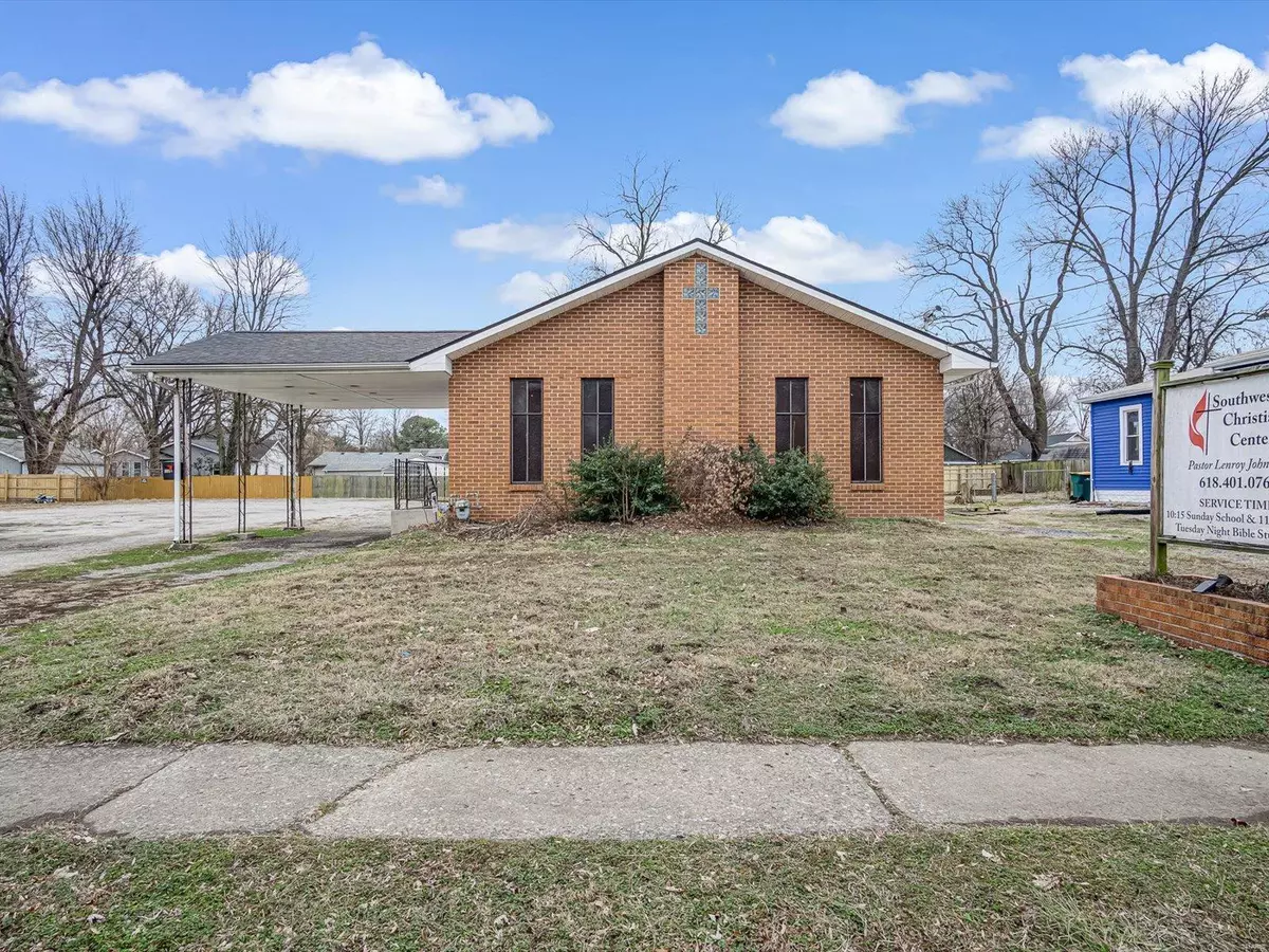 Granite City, IL 62040,2906 Pershing BLVD