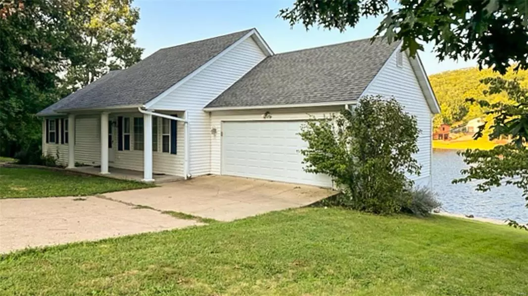 1713 LAKE SHORE DR, Owensville, MO 65066