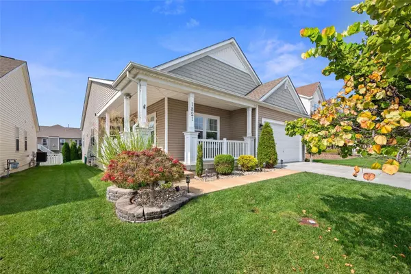 Lake St Louis, MO 63367,1821 English Oak DR
