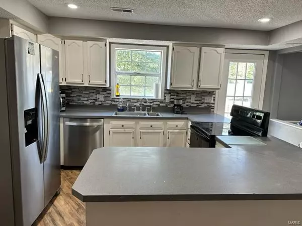 Marble Hill, MO 63764,403 North ST