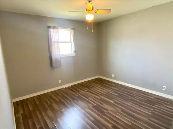 Bertrand, MO 63823,404 W Walnut ST