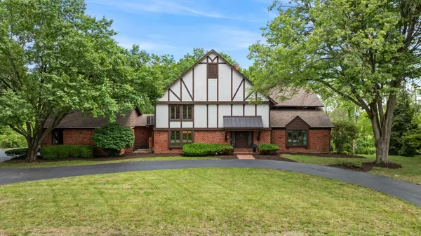 11502 New London DR, St Louis, MO 63141