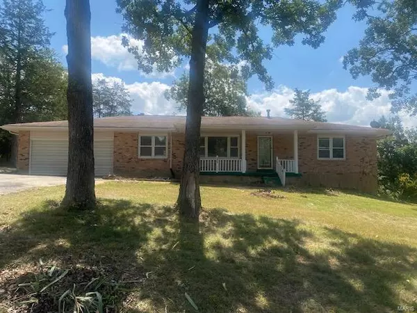 3030 Mary Anna LN, Villa Ridge, MO 63089