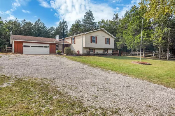 7767 Cedar Farm Estates, Dittmer, MO 63023