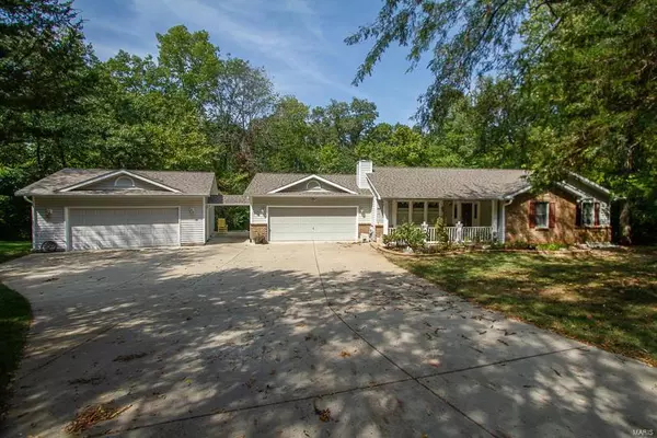 217 Timber Ridge CT, Troy, MO 63379