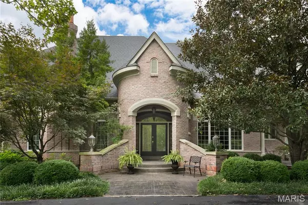 Town And Country, MO 63141,349 Conway Hill RD