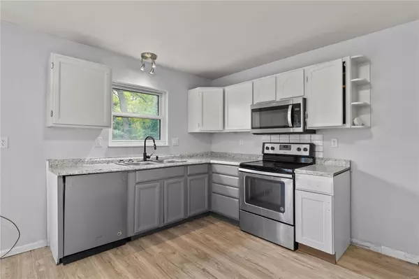 St Charles, MO 63301,904 Gustane DR
