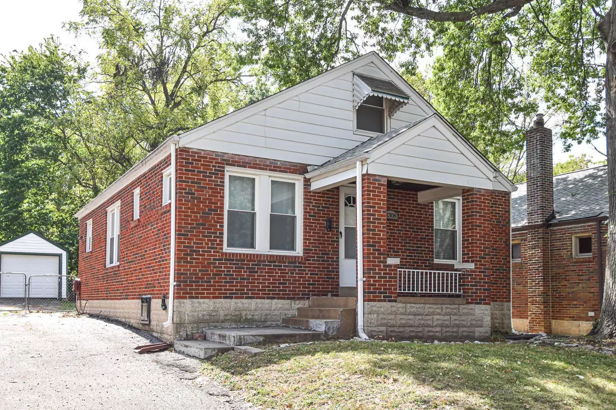 St Louis, MO 63114,8308 Monroe AVE