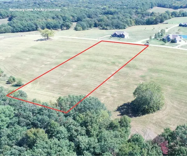 Winfield, MO 63389,31 Red Ridge DR