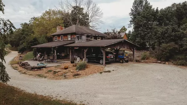 1417 Jasper Spur RD, Bland, MO 65014